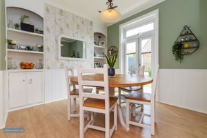 Dining Room- click for photo gallery